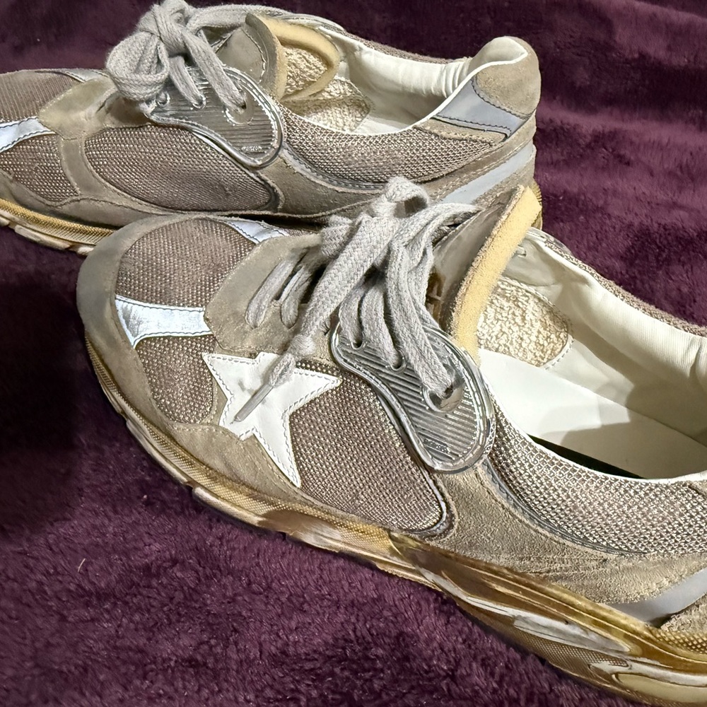 Golden Goose Cream and White Sneakers Retro Style